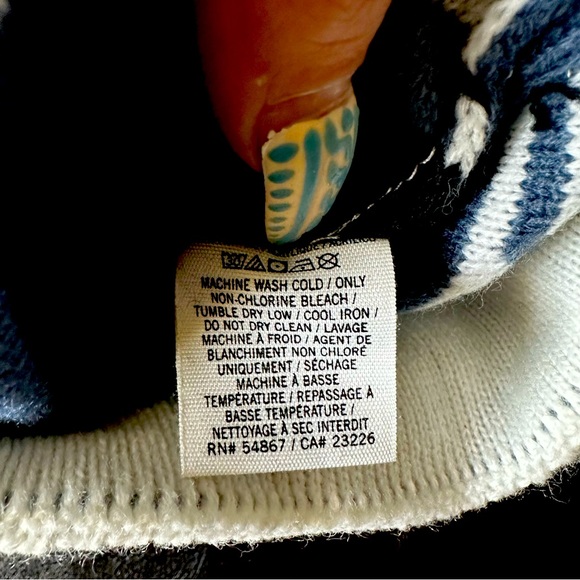 Victoria Secret Beanie - Picture 3 of 3